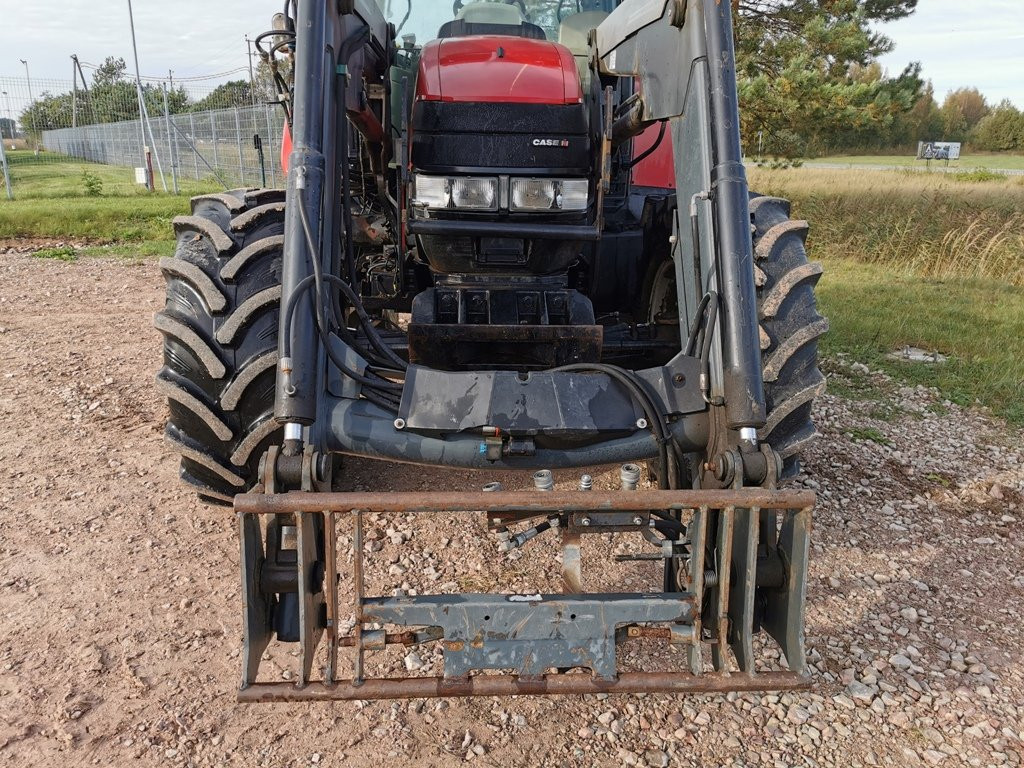 Tractor Case IH MAXXUM 100