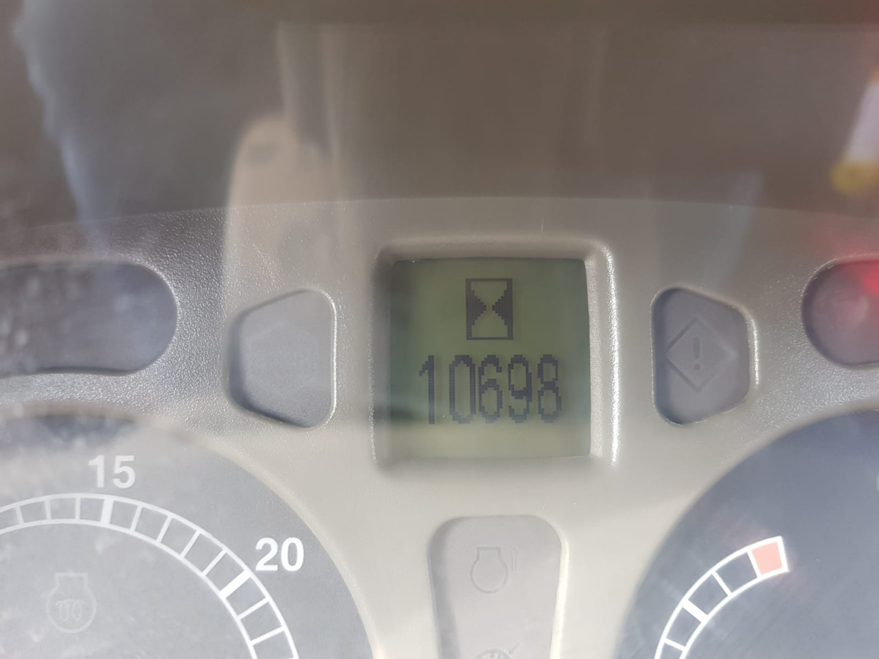 Tractor Case IH MAXXUM 100