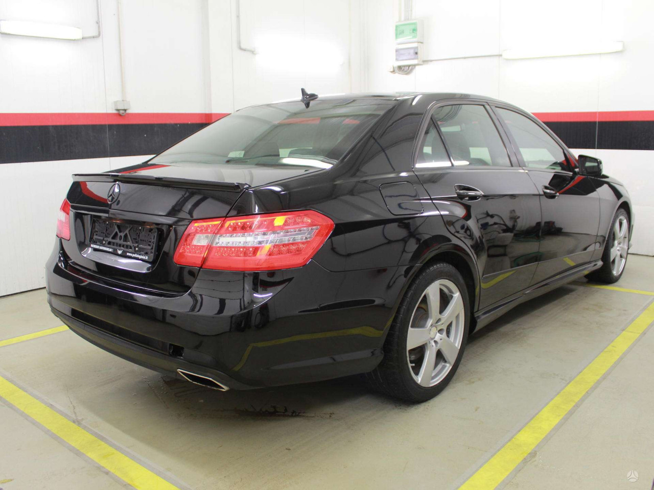 Mercedes-Benz E 350
