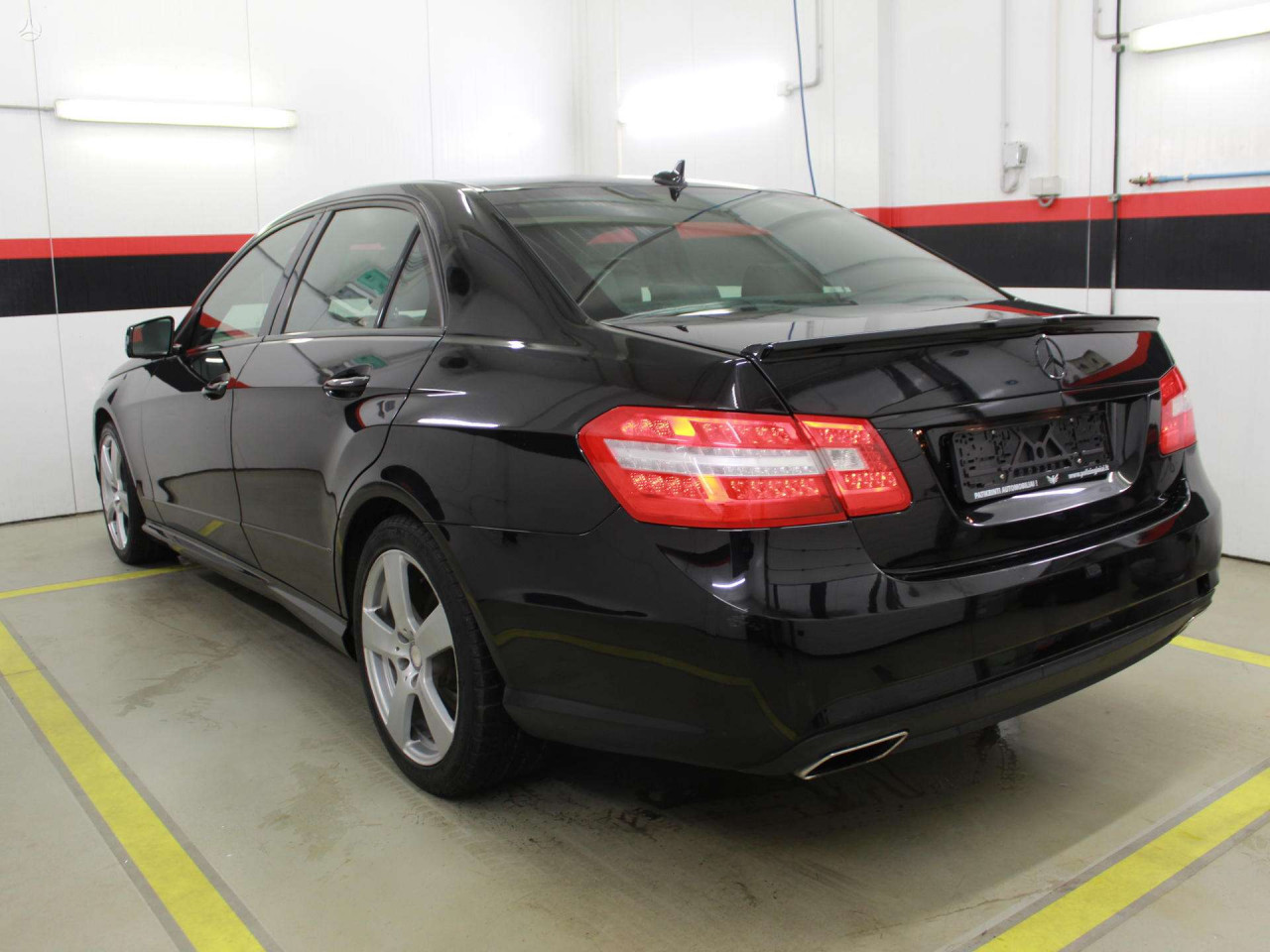 Mercedes-Benz E 350