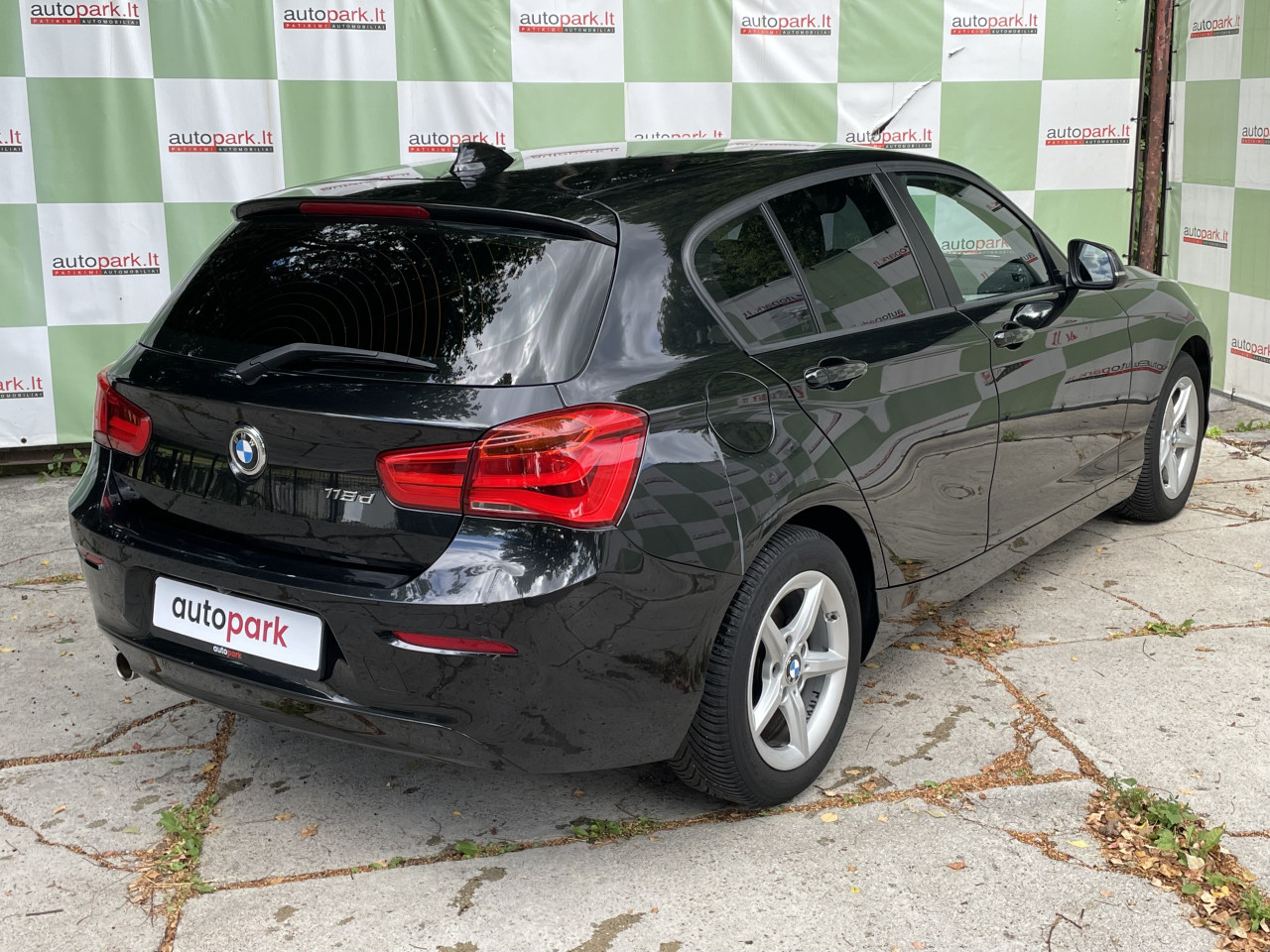 BMW 118