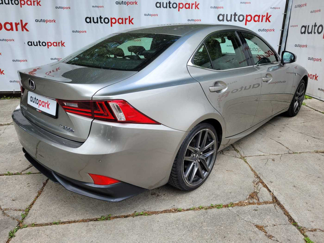Lexus IS 300h
